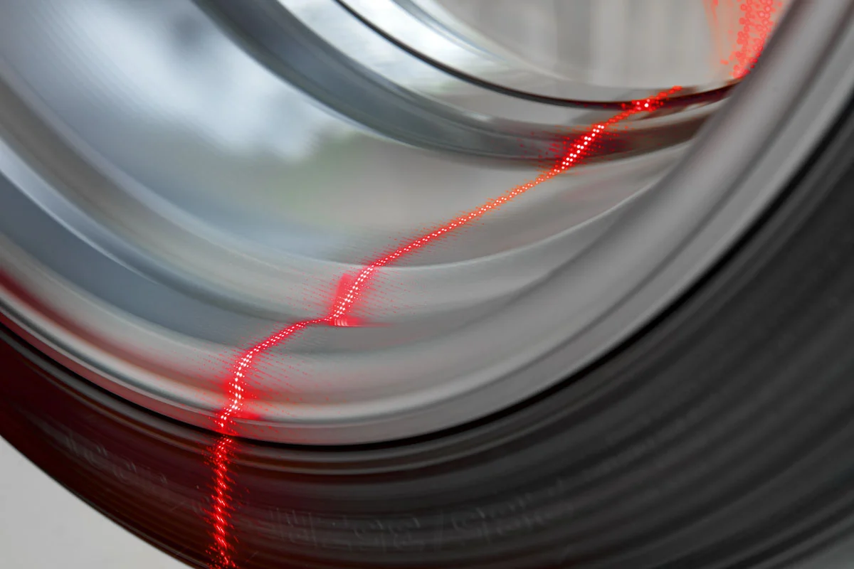 HUNTER Road Force Elite patentovaný optický systém